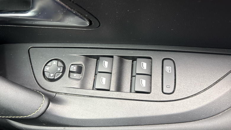 Peugeot 2008 100kW GT 50kWh 5dr Auto Electric Estate